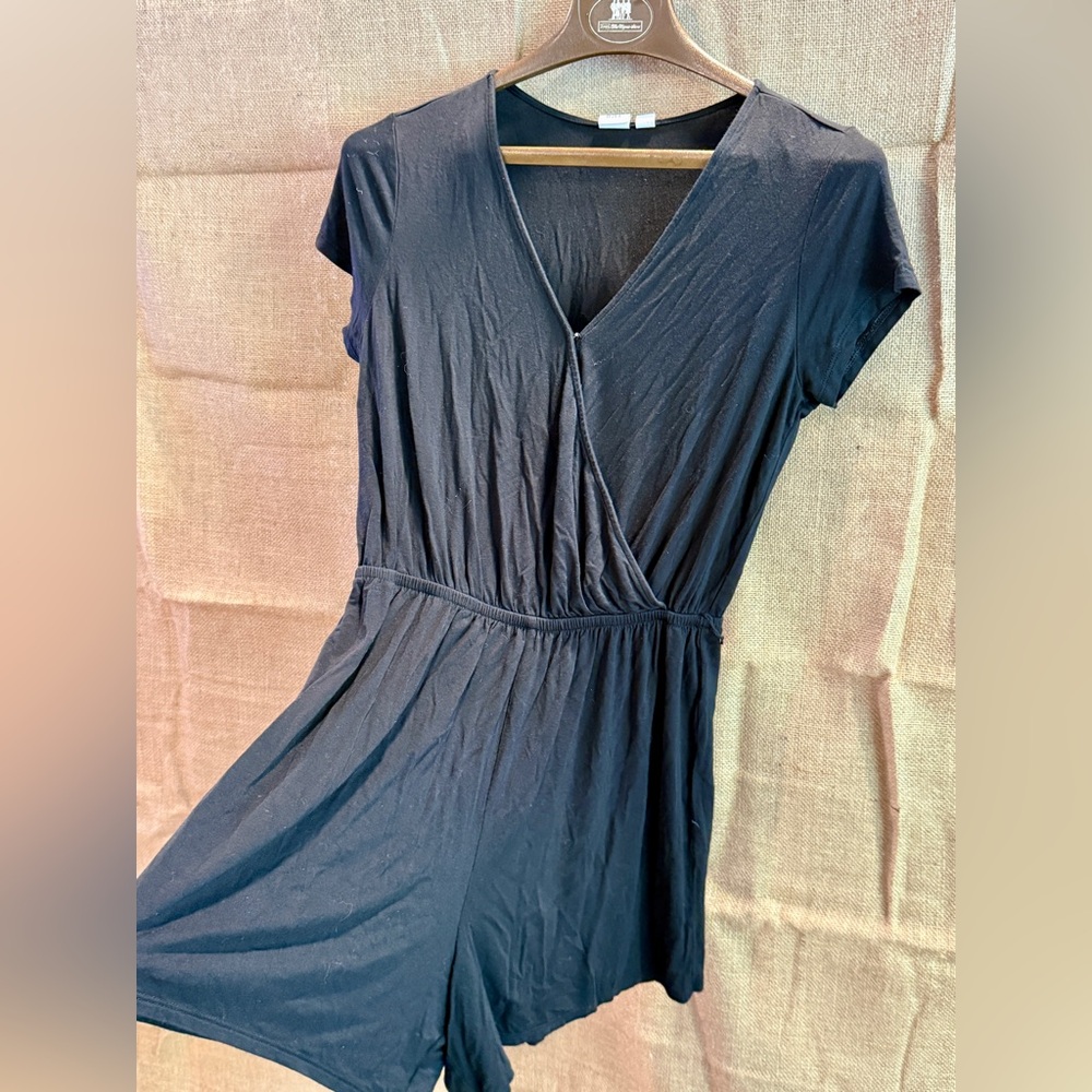 GAP Black Casual Jumpsuit V-Neck Short Sleeves